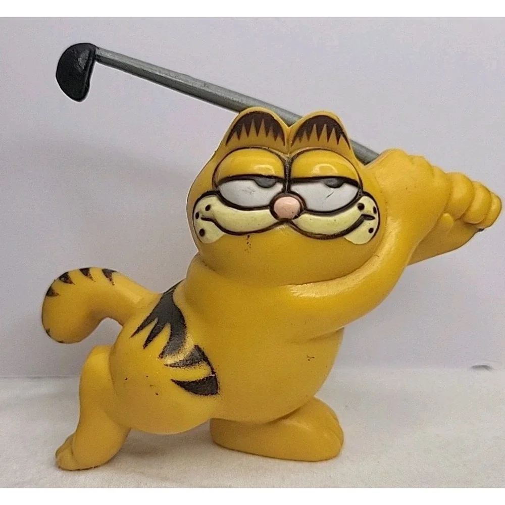 Vintage Lot of 4 Garfield PVC Sports Figures Golf Soccer Skating Walk Running